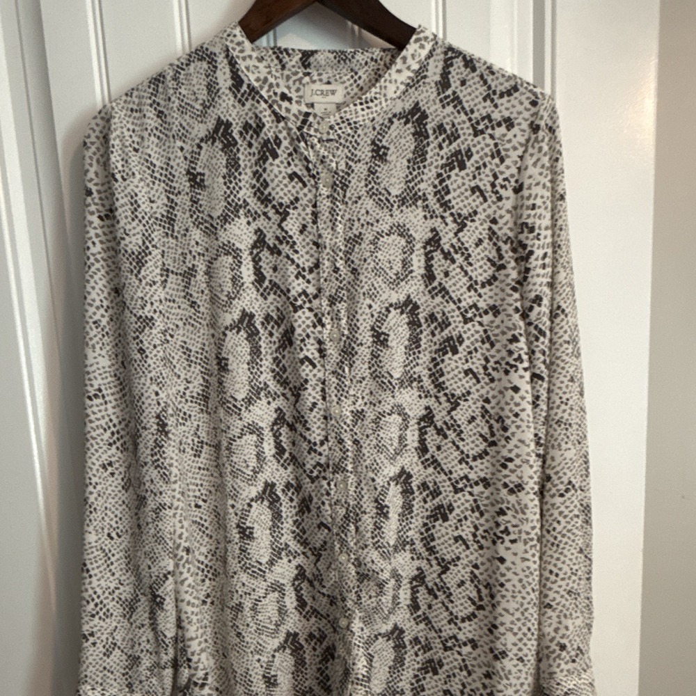 J.CREW Women's Animal Print Collared Button Front Long Sleeve Blouse M
